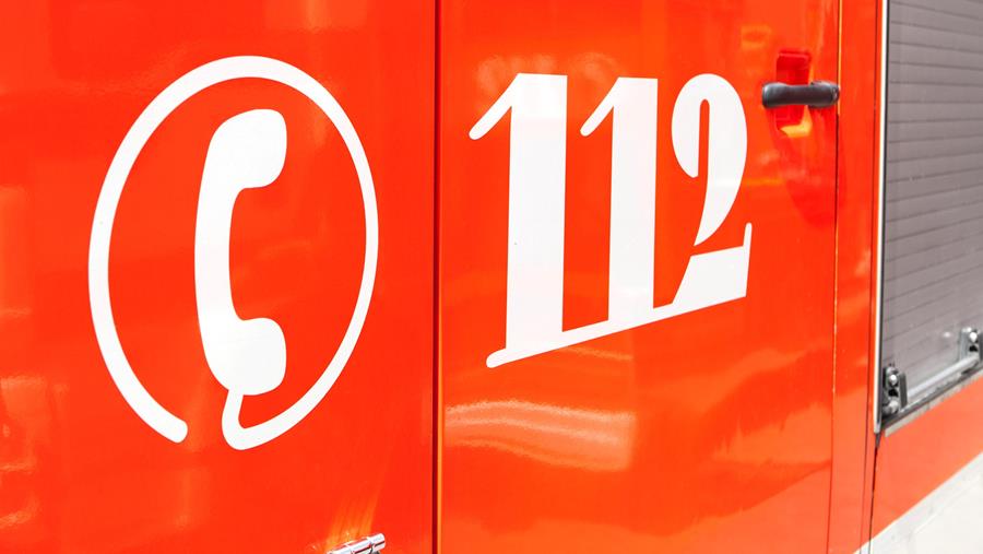 Des dizaines de milliers d'appels d'urgence se retrouvent dans une file d'attente de plusieurs minutes