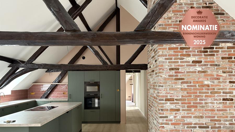 Authentieke zolder transformeert tot eigentijdse loft
