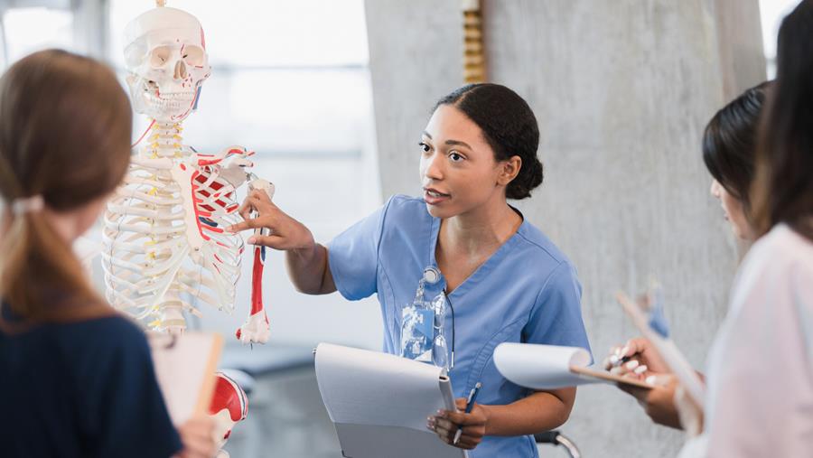 Don de corps à la science: « Le respect de la dignité humaine demeure au cœur de nos pratiques », rappelle le Pr Dogné (UNamur)